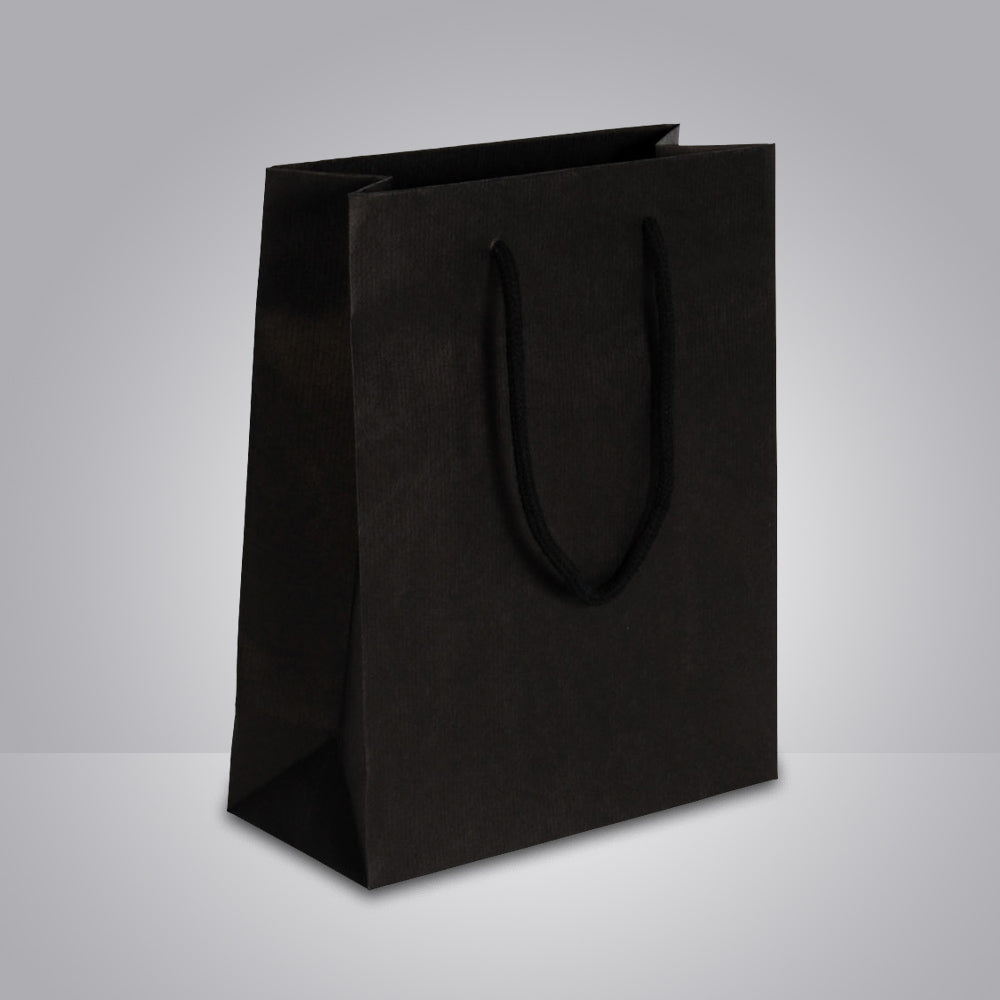 hochwertige schwarze Papiertasche mit baumwollkordeln ohne druck